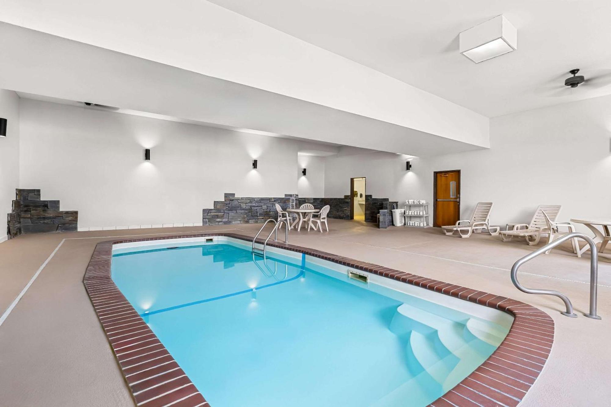 Mini-hôtel Rodeway Rapid 2*